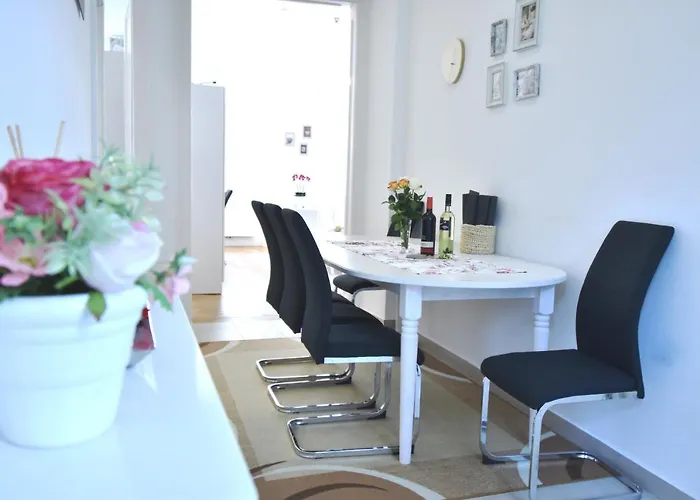 Cosy 3 Viennese Flat - 10min To Center Апартаменти