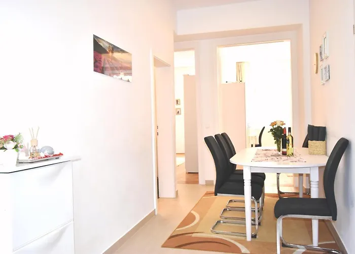 Cosy 3 Viennese Flat - 10min To Center
