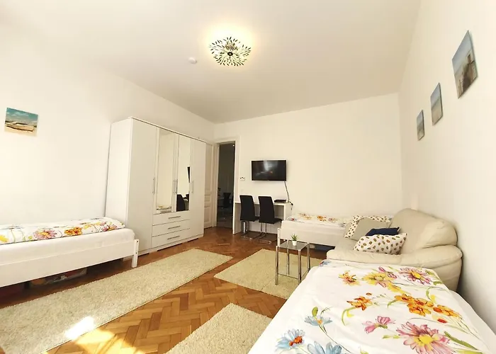 Cosy 3 Viennese Flat - 10min To Center Апартаменти *